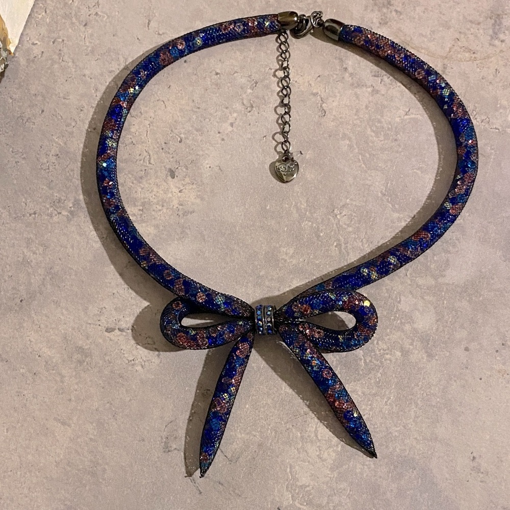Betsey Johnson Sparkly Bow Necklace
